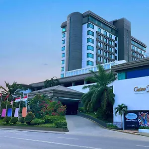 Grand Regal Hotel