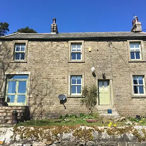 Dale House Barn And 3* Slaidburn